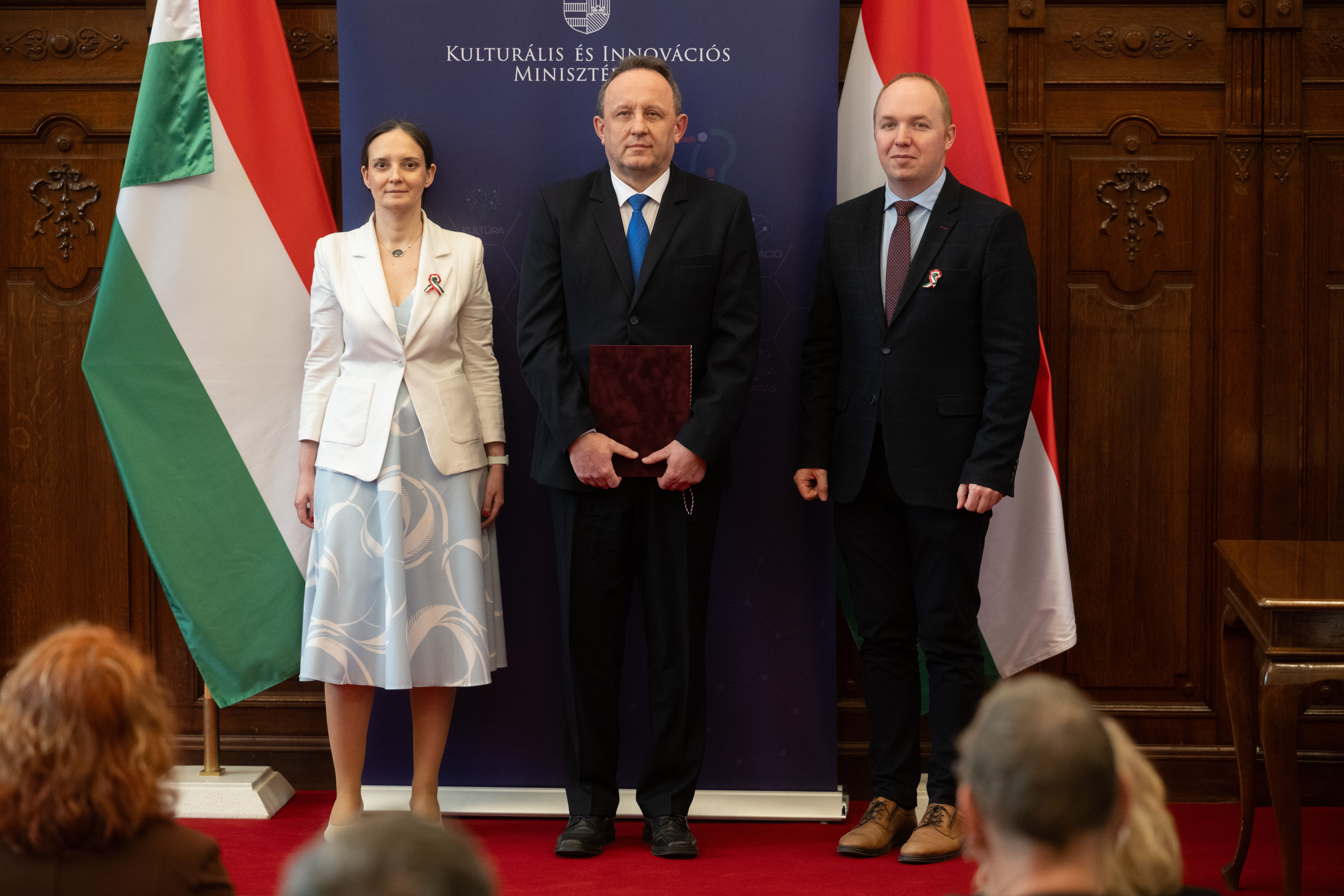 26.03.18-miniszteri elismero oklevelek 78.jpg