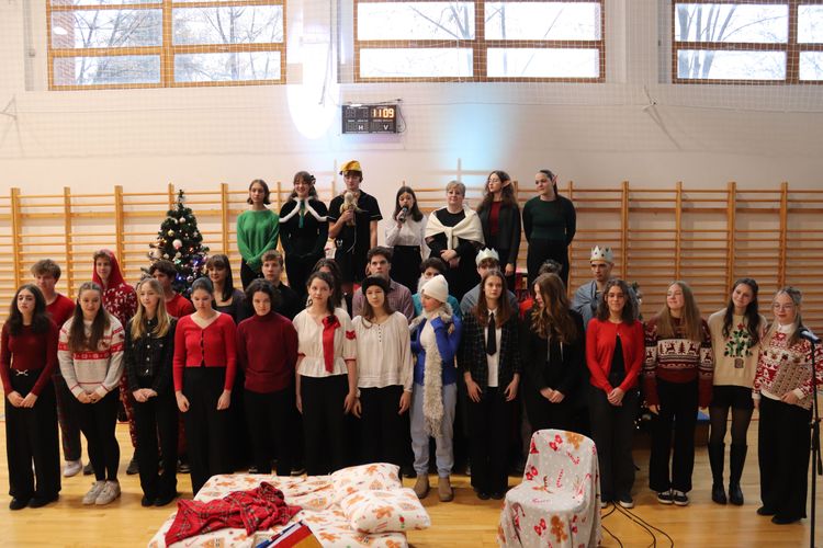 Karácsonyi előadás a Szérüskertben