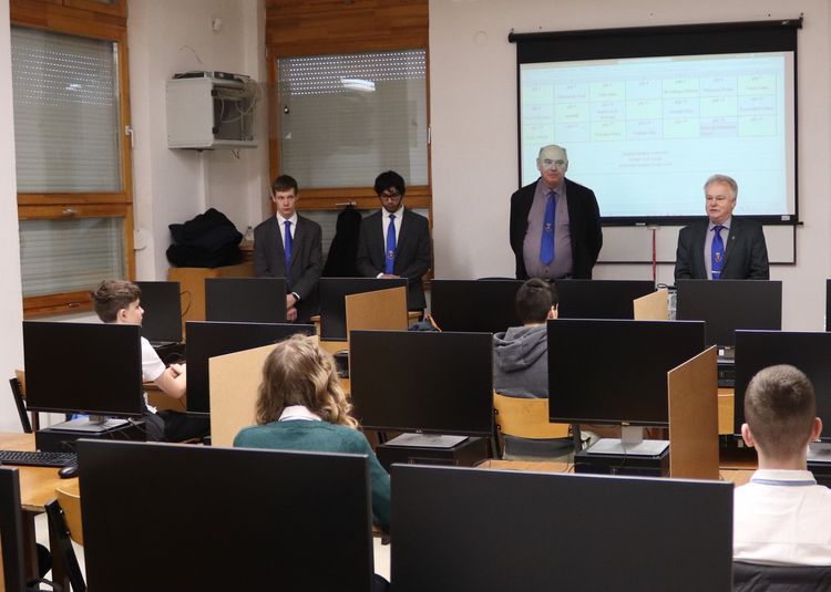 Boronkay Informatika Verseny 2025-26. 8. osztályosok döntője